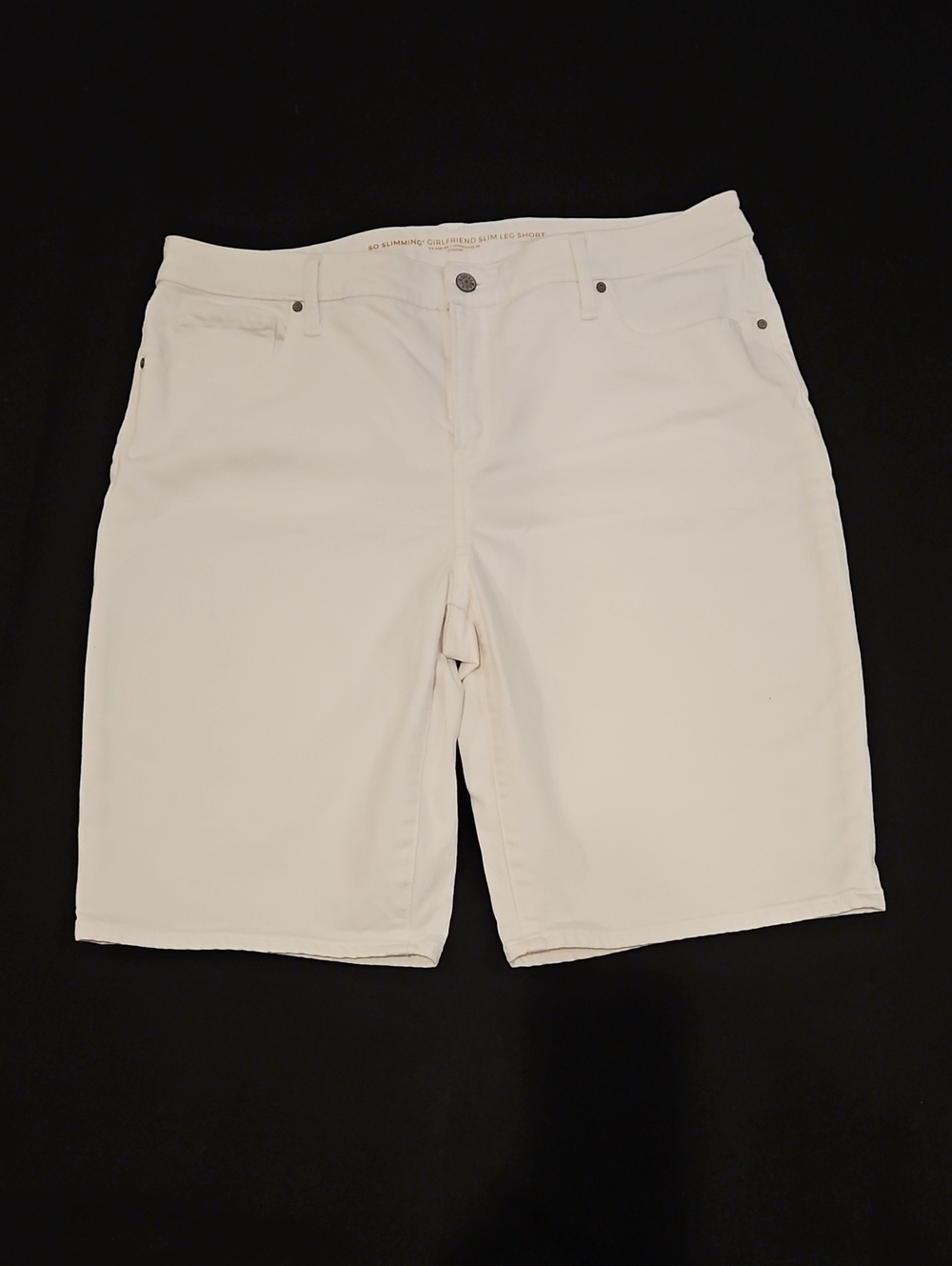 Chico's White Women’s Flat Front Bermuda Shorts